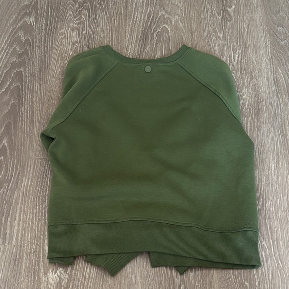 Hunter Brand Women's Sweater - Picture 5 of 6